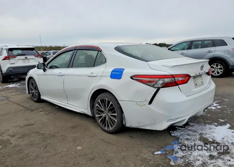 2018 Toyota Camry L из США, поврежденный, VIN JTNB11HK8J3051727